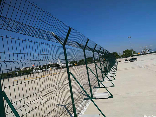 机场围栏